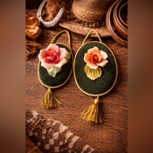 VINTAGE Capodimonte Porcelain Flowers Roses 🌹on Velvet Hanging Wall Tassels Pair